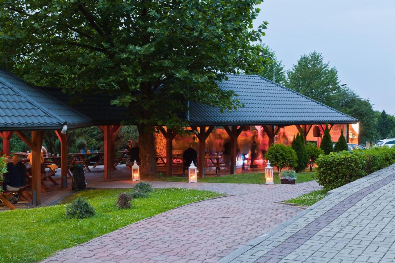 Hotel Jaskolka Ustron Exterior photo